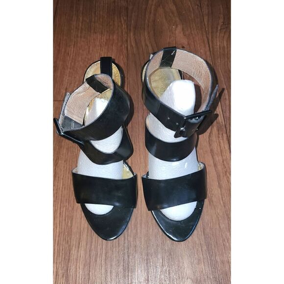 Kenneth Cole Boxy Lady Sandals - Picture 1 of 5